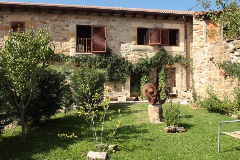 La Galana Pension Nestar Buitenkant foto