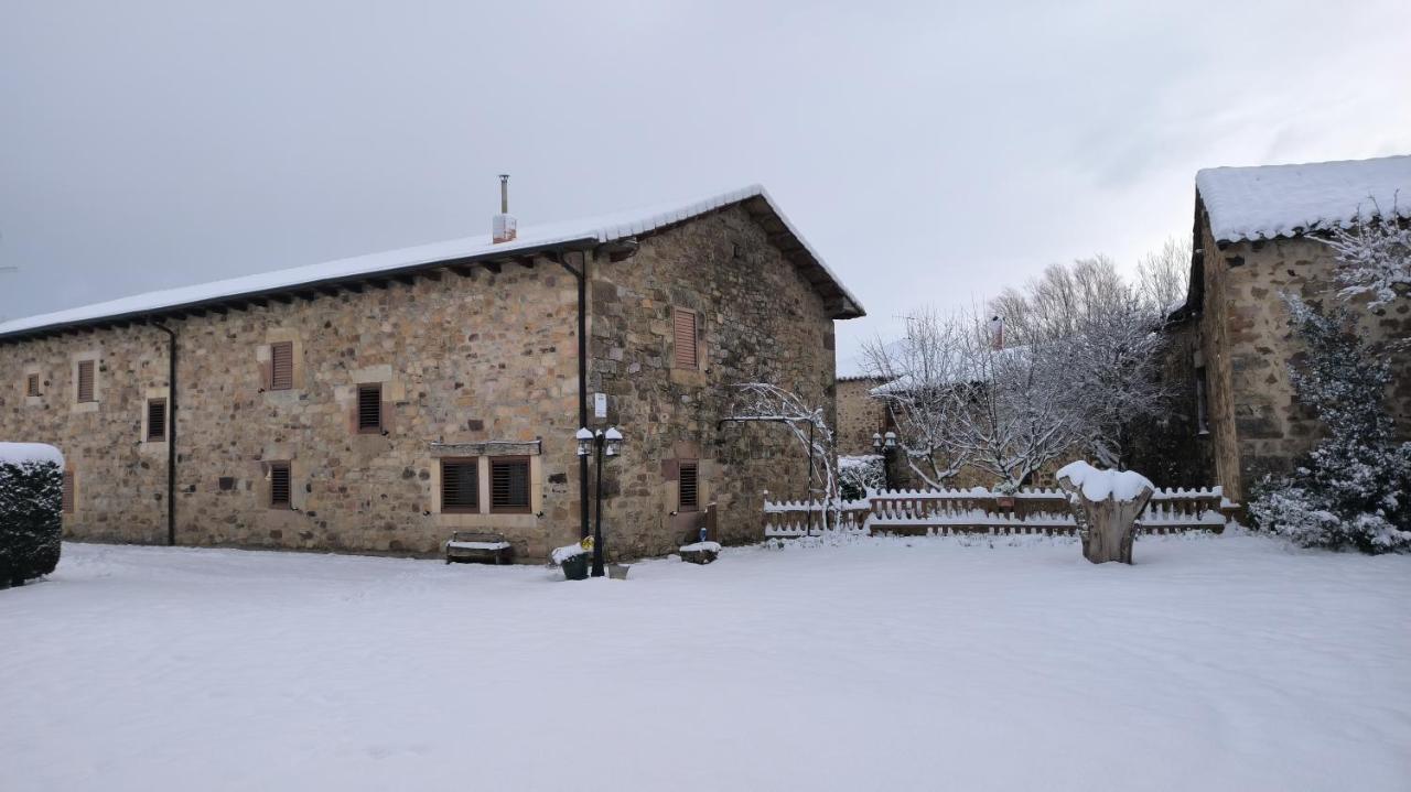La Galana Pension Nestar Buitenkant foto